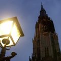 De kerk is een lantaarn, geen bouwlamp